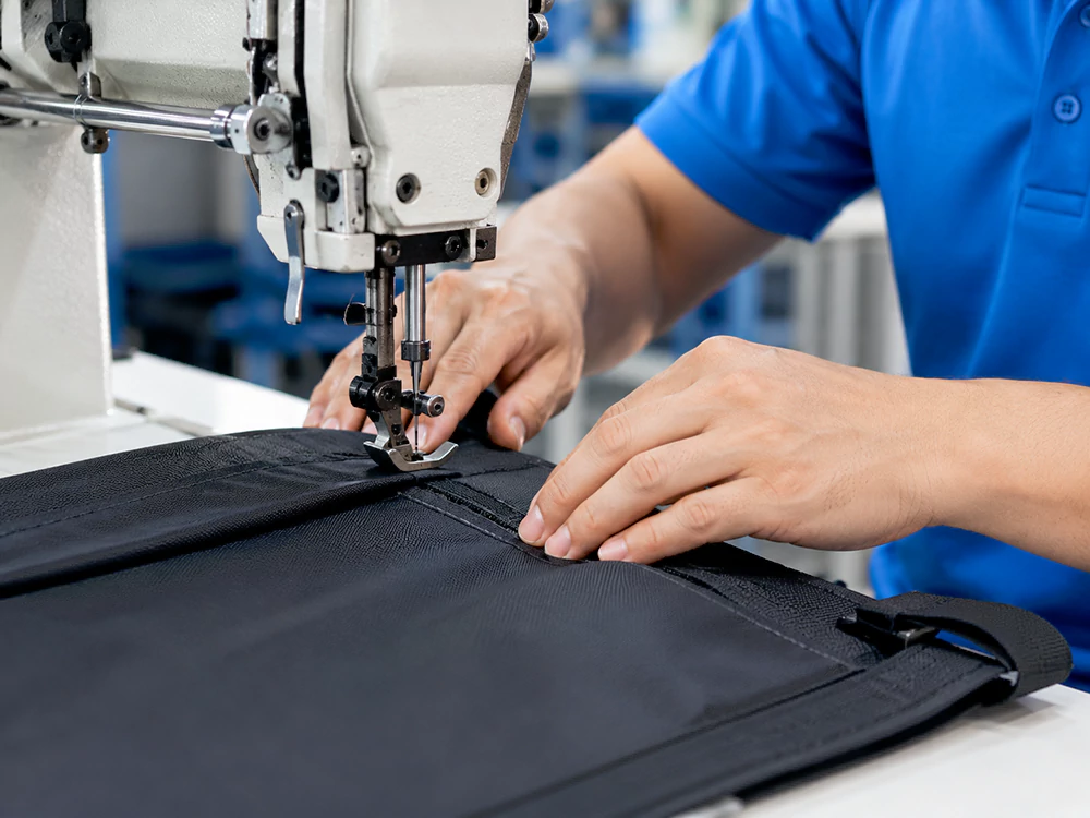 custom bag manufacturer stitching and sewing process